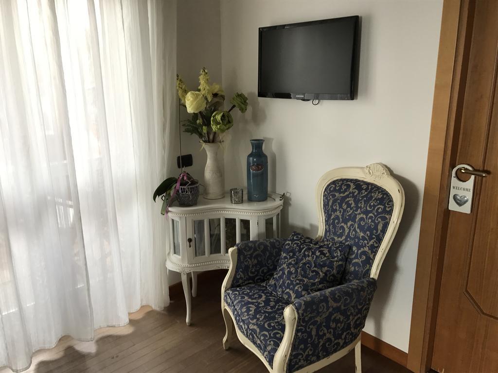 Dimora Spina Hotel Ferrazzano Екстериор снимка